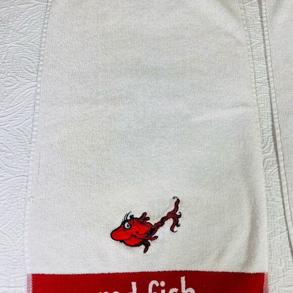 Pottery Barn Kids Red Fish Towel Set - Picture 3 of 6